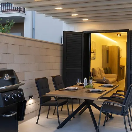 Vela Mala Villa Kaštela